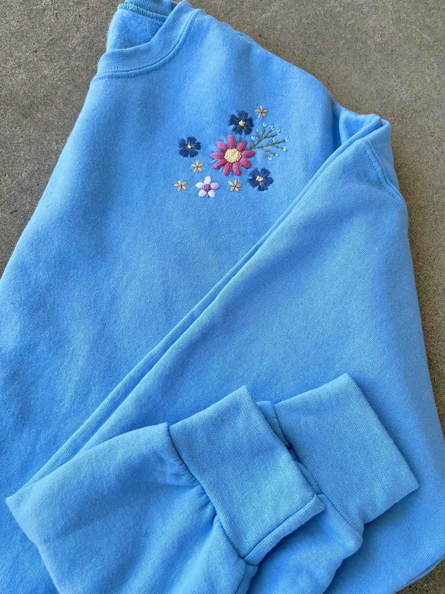 Embroidered Sweatshirt | L | Blue Embroidered Crewneck