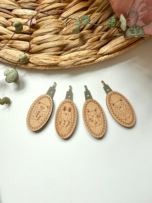 Wooden Needle Threader Animals | Silver Hook Threaders