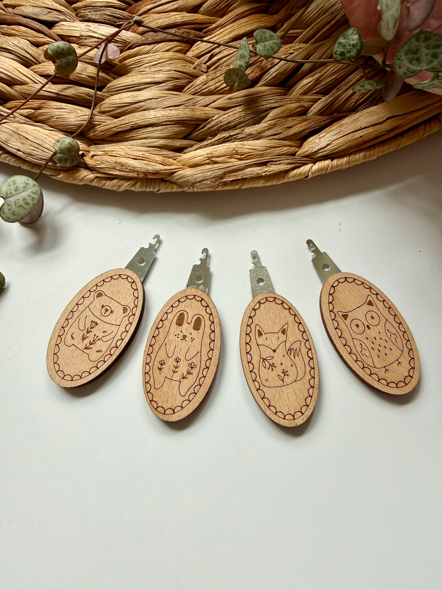Wooden Needle Threader Animals | Silver Hook Threaders