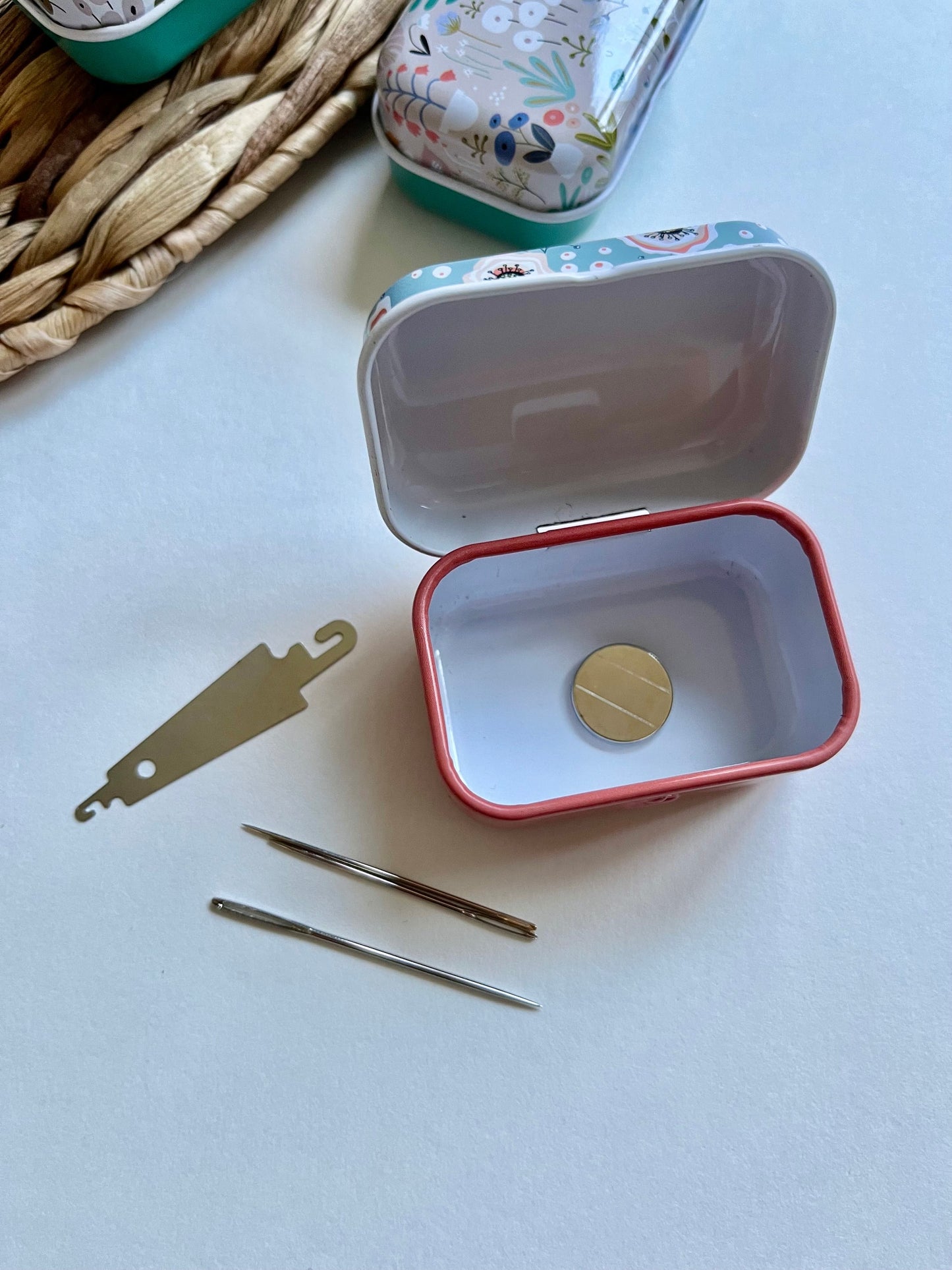 Embroidery Needle Tin | Sewing Notions Box | Needle Storage